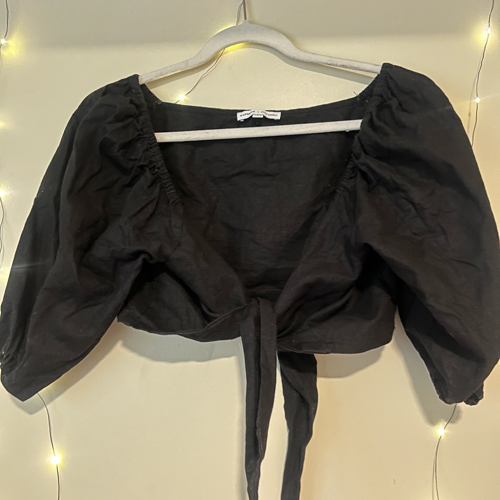 Knot tie crop top